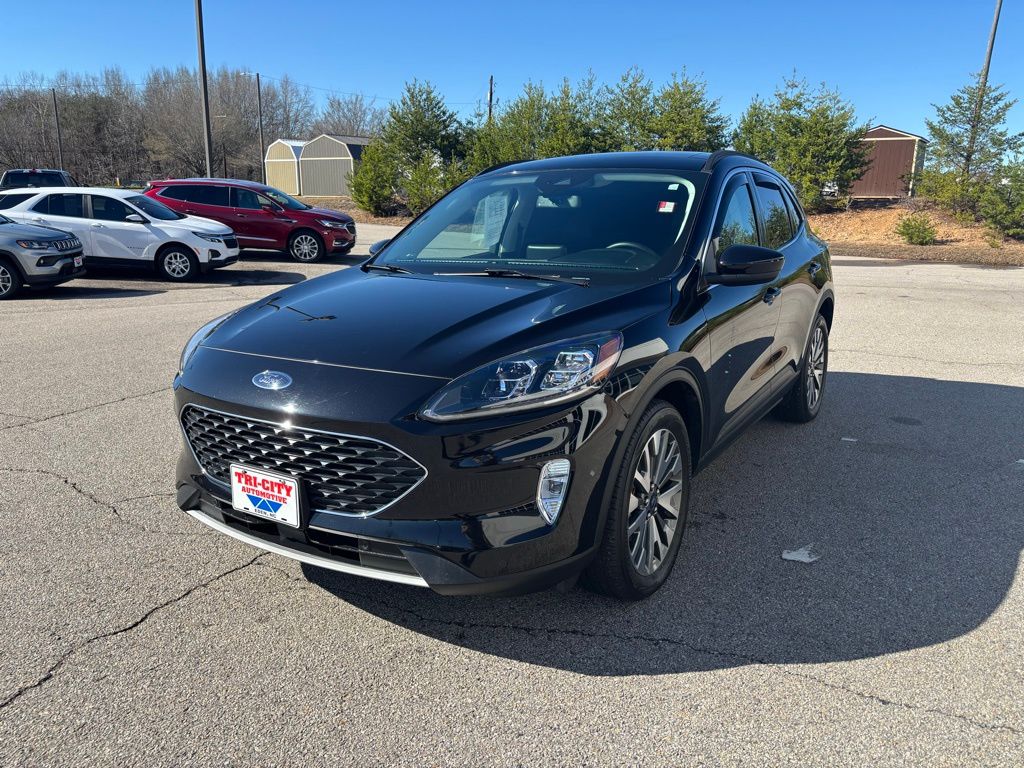 2022 Ford Escape Titanium AWD