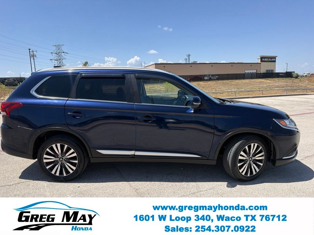 2020 Mitsubishi Outlander SEL - 1