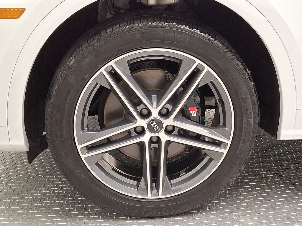 2020 Audi SQ5 Premium Plus 9