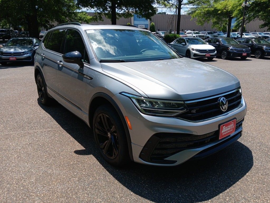 2024 Volkswagen Tiguan 2.0T SE R-Line Black 7