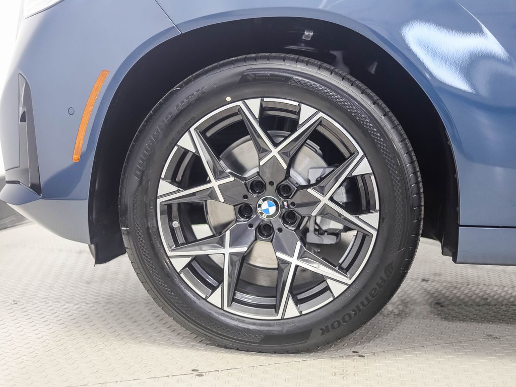 Thumbnail: 2026 BMW X3 - 2