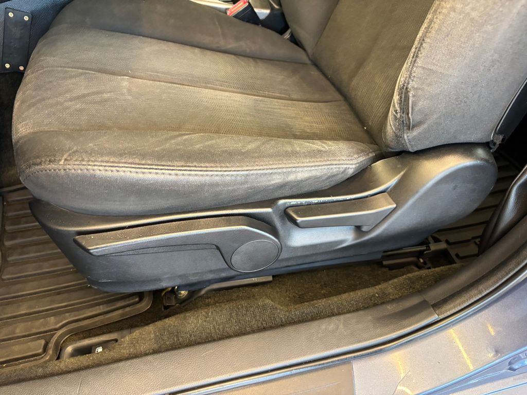 2014 Subaru Legacy 2.5i