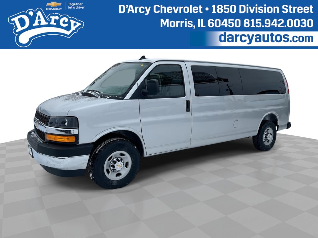 2025 Chevrolet Express 3500 LT Extended RWD
