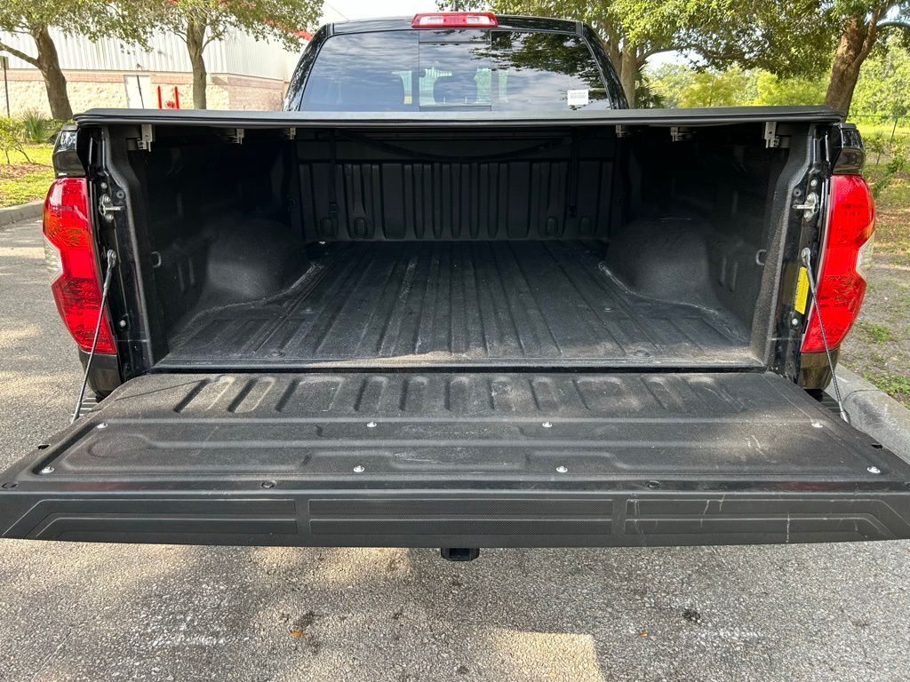 Thumbnail: 2020 Toyota Tundra - 10
