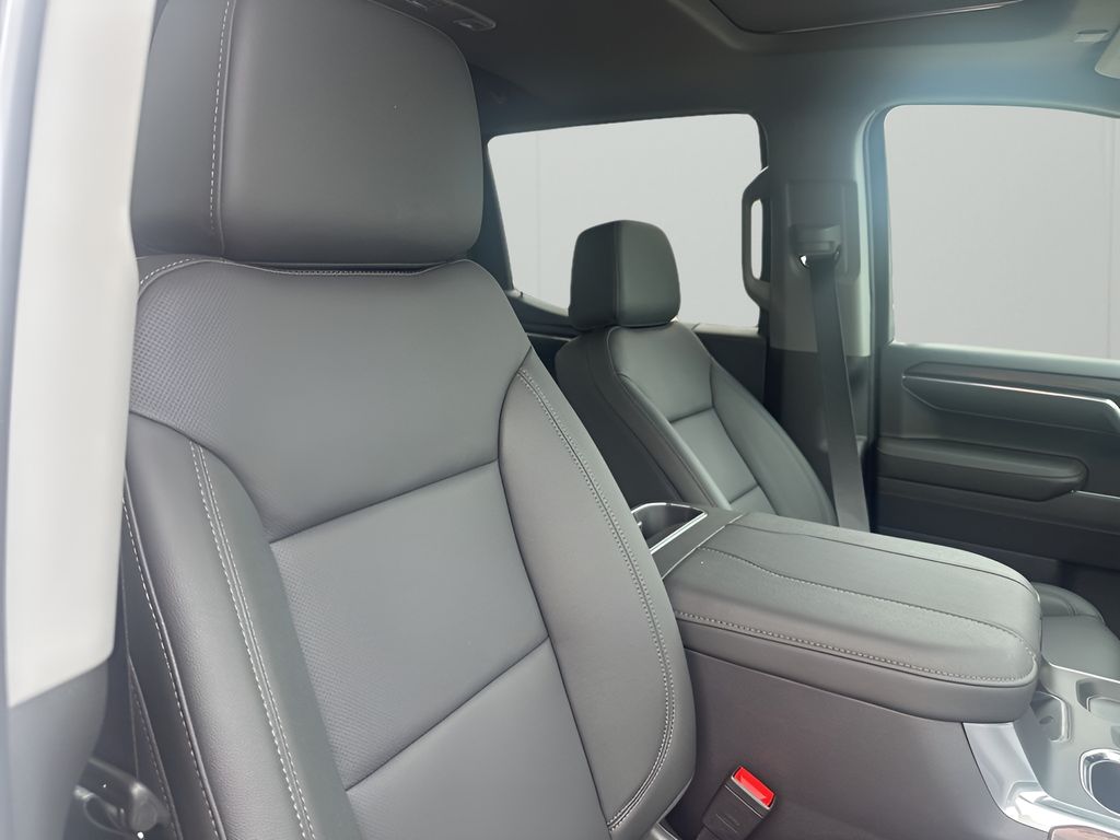 New 2026 White GMC SLT image 15