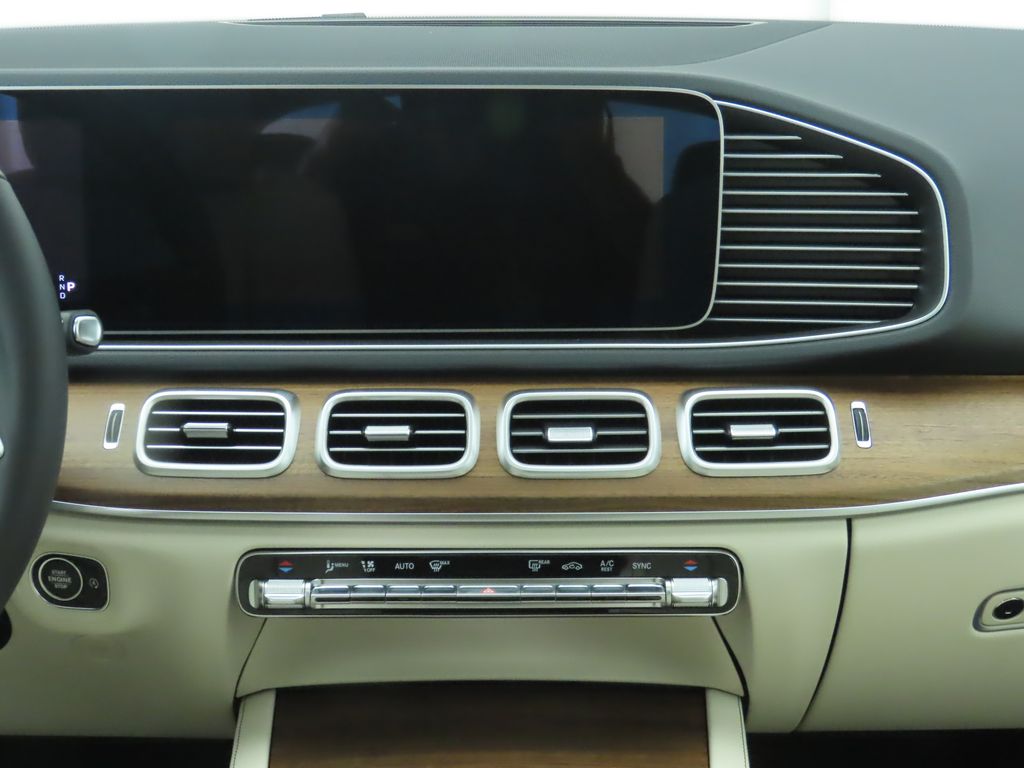 Thumbnail: 2026 Mercedes-Benz GLE - 14