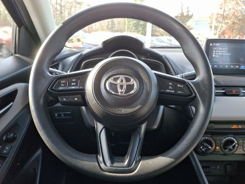 2020 Toyota Yaris L 18