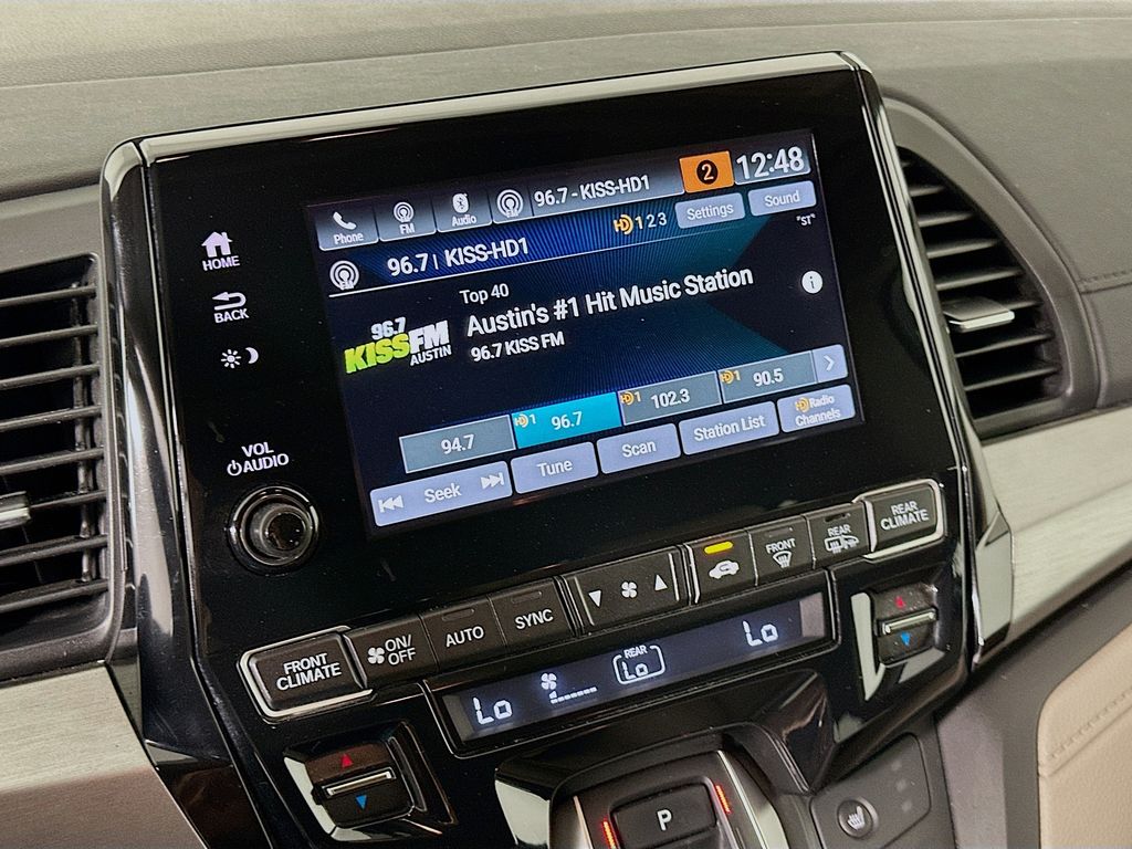 Thumbnail: 2022 Honda Odyssey - 14