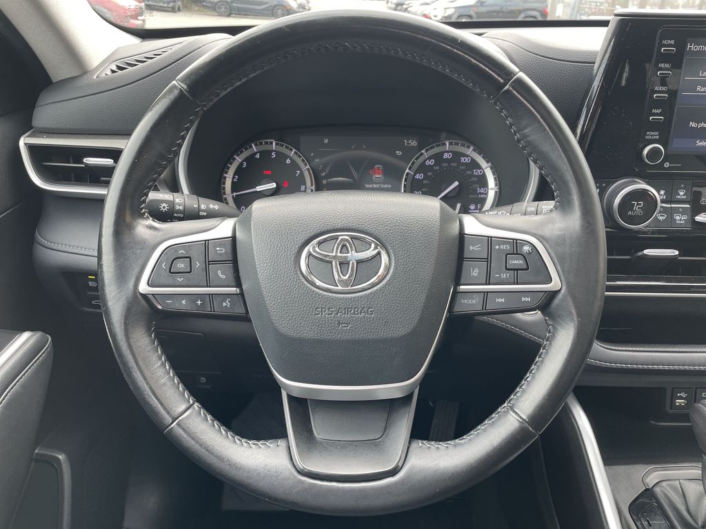 Used 2022 Toyota Highlander SUV