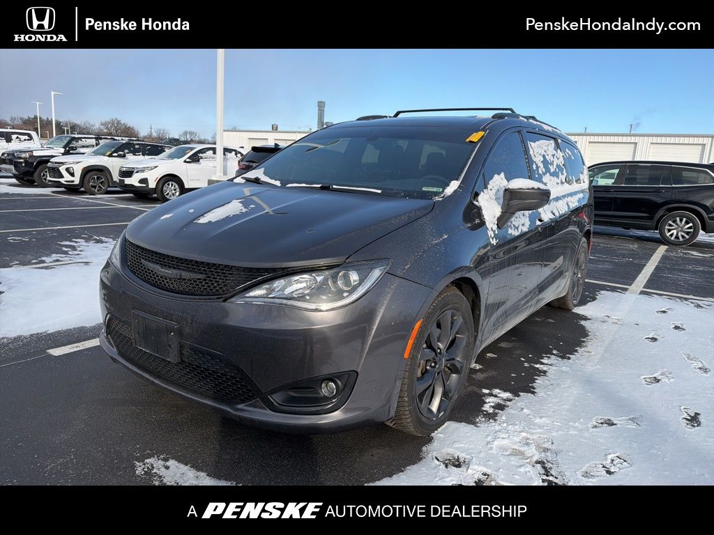 2018 Chrysler Pacifica  -
                  Indianapolis, IN