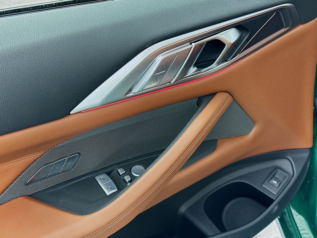 Thumbnail: 2026 BMW M4 - 20