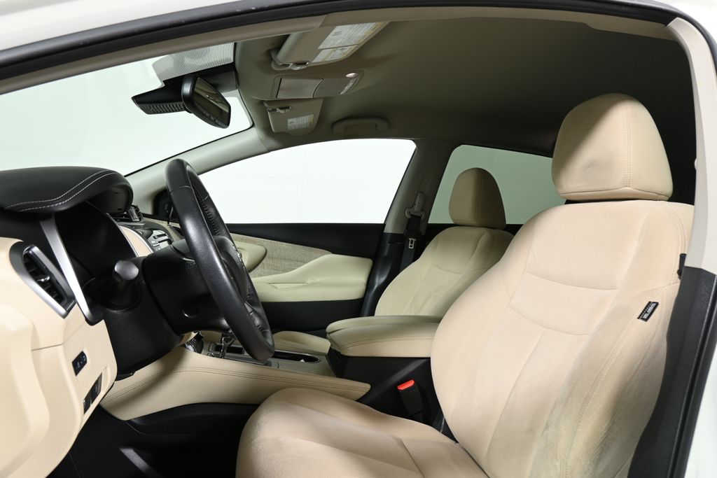 Thumbnail: 2020 Nissan Murano - 15