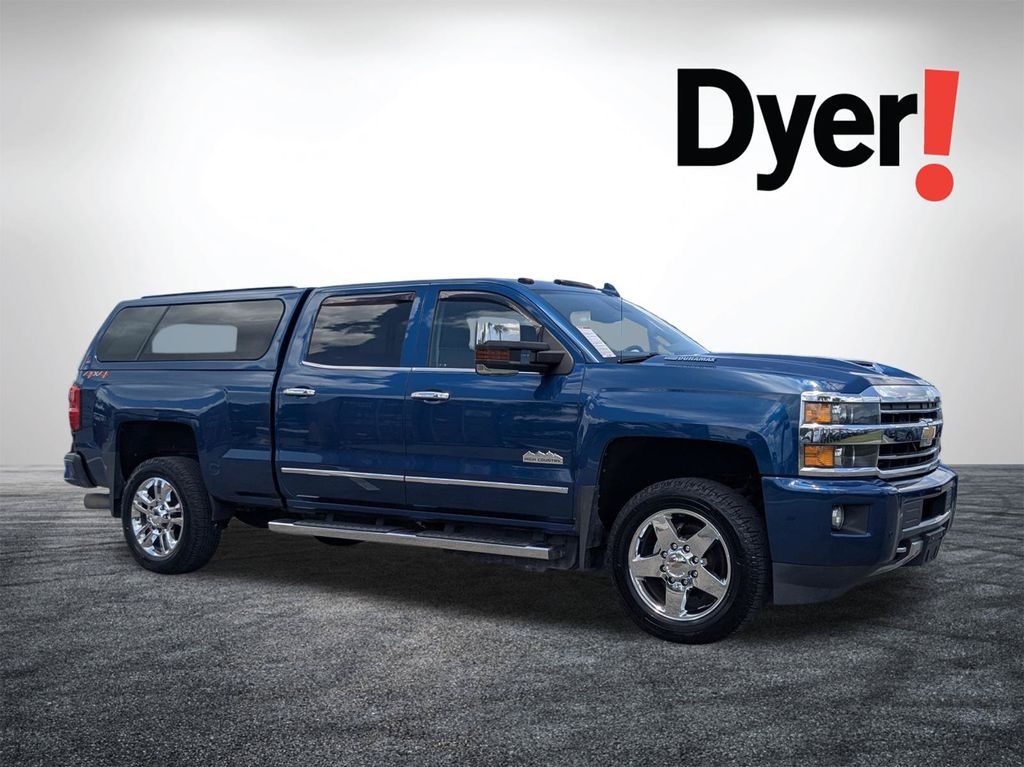 Deep Ocean Blue Metallic 2019 Chevrolet Silverado 2500HD Pickup Truck Four-Wheel Drive 6-Speed Automatic