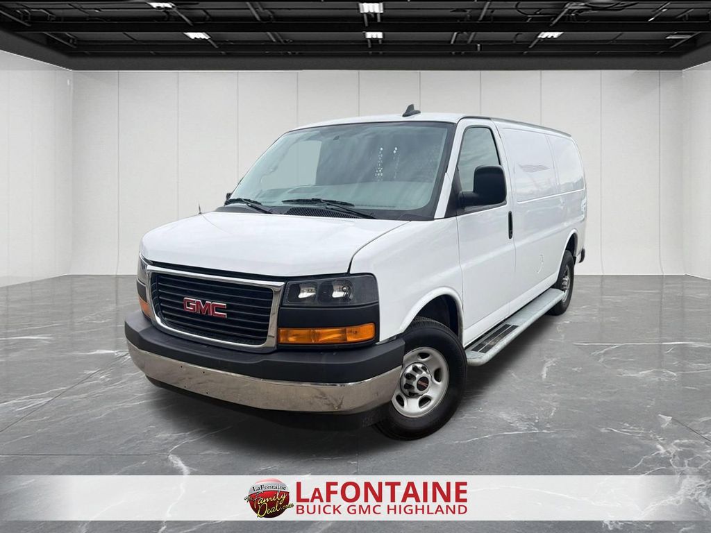 2024 GMC Savana Cargo 2500 RWD