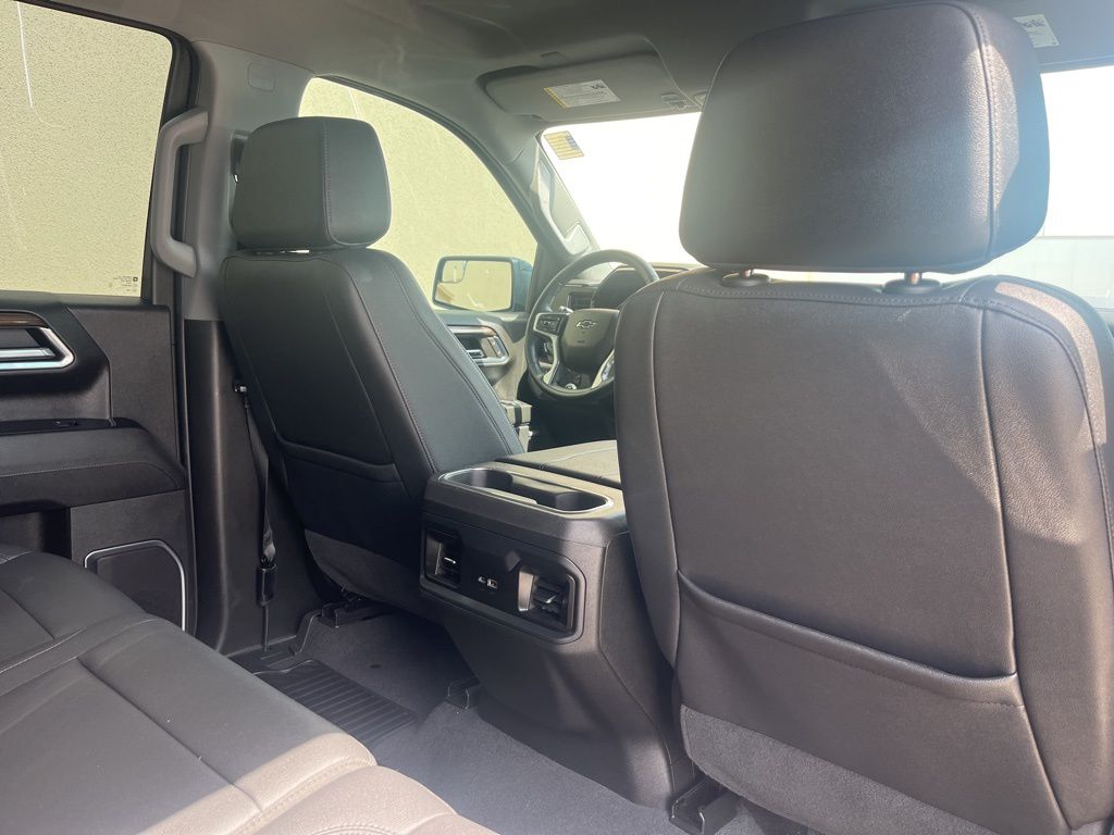 2024 Chevrolet Silverado 1500 RST 19