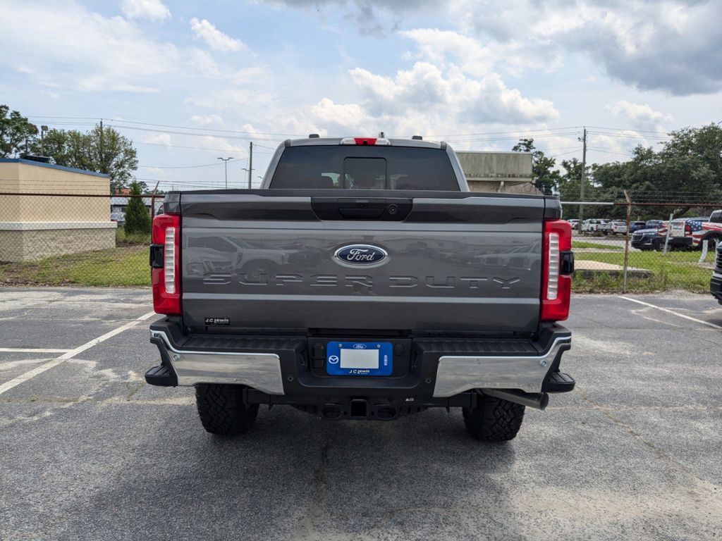 2025 Ford F-350 Super Duty XLT