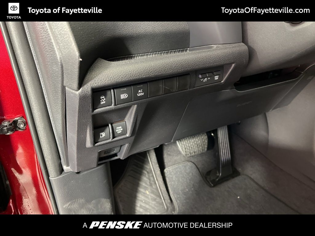 Thumbnail: 2025 Toyota Sienna - 29