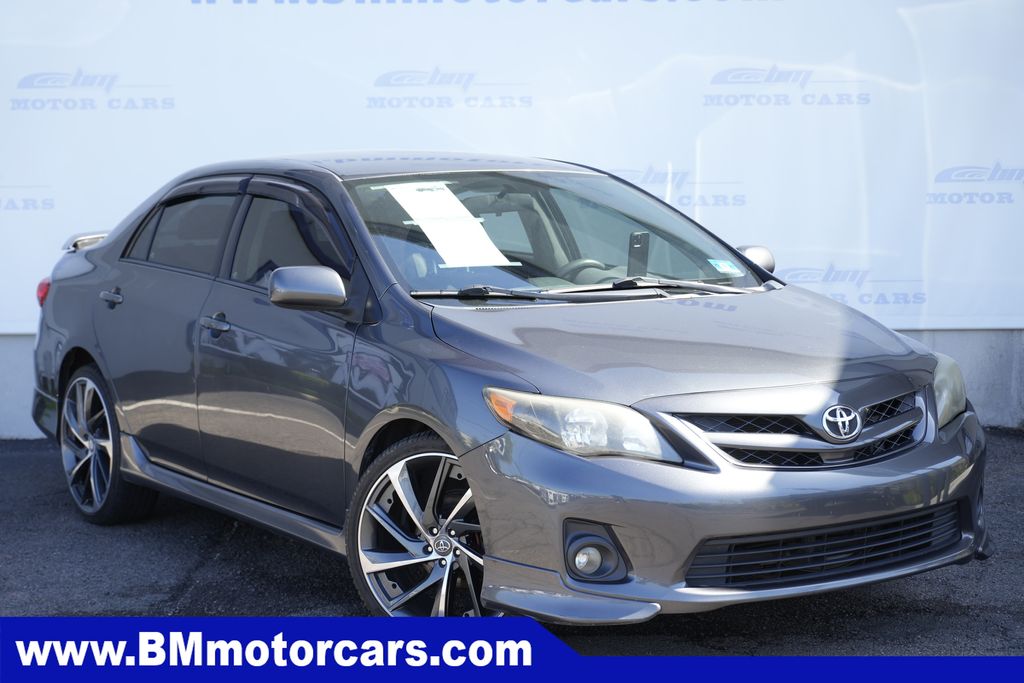 Magnetic Gray Metallic 2012 Toyota Corolla S Sedan Front-Wheel Drive 5-Speed Manual