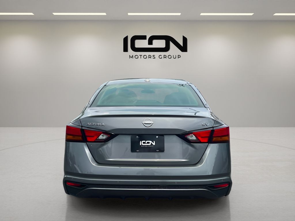 Used 2024 Nissan Altima Sedan