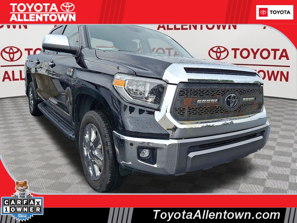 Midnight Black Metallic 2021 Toyota Tundra Pickup Truck Four-Wheel Drive 6-Speed Automatic