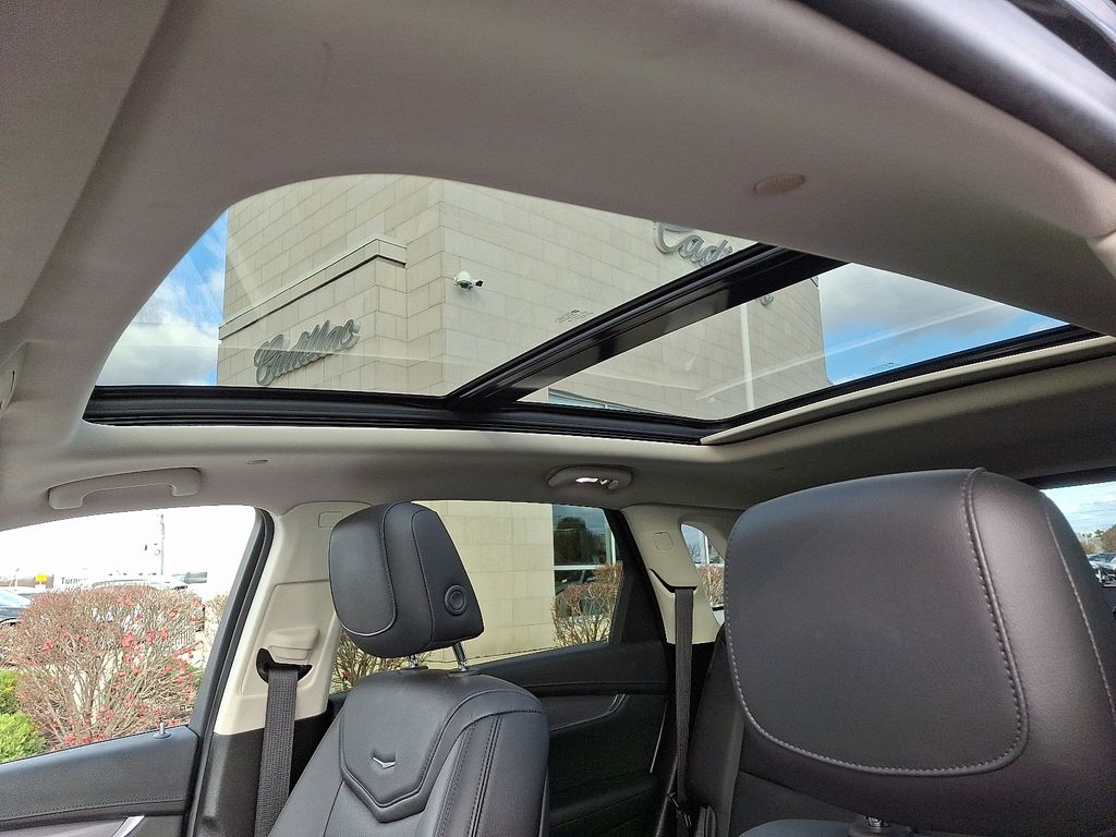 Thumbnail: 2019 Cadillac XT5 - 15