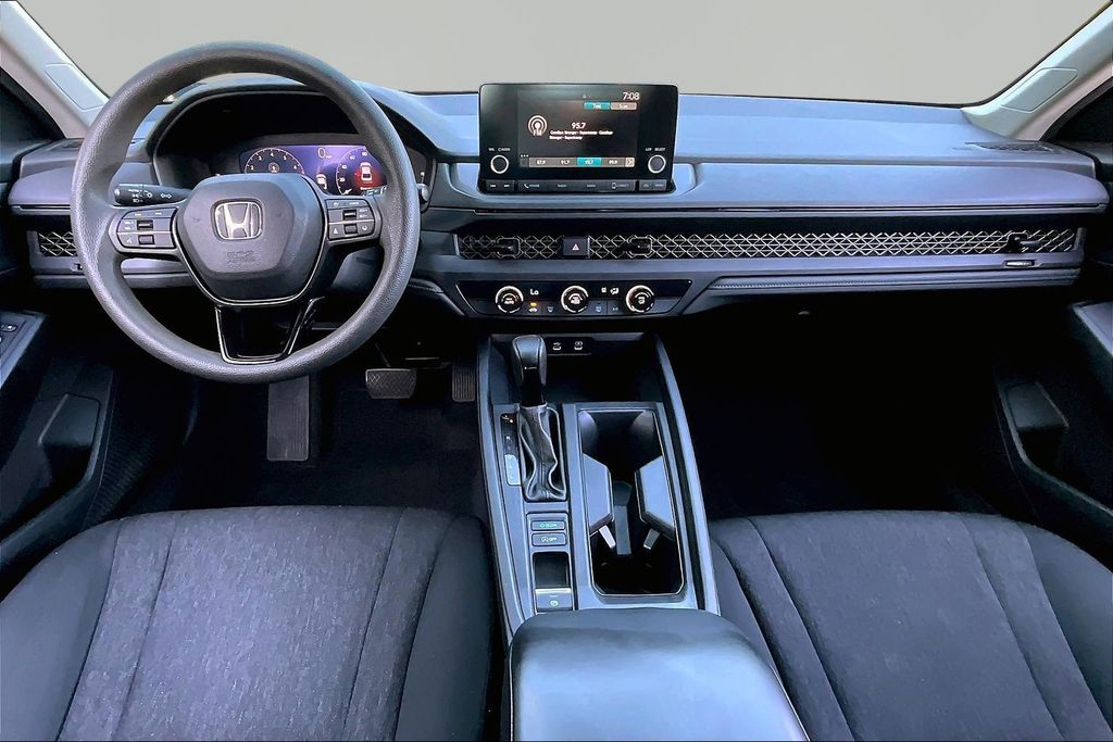 2023 Honda Accord LX - Photo 6