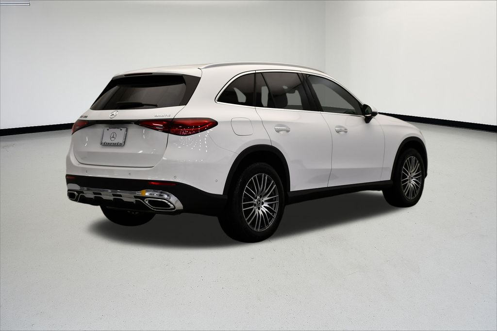 Thumbnail: 2026 Mercedes-Benz GLC - 5