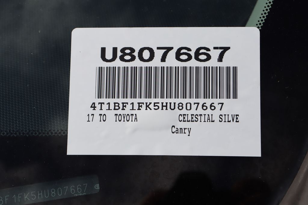 2017 Toyota Camry SE 6