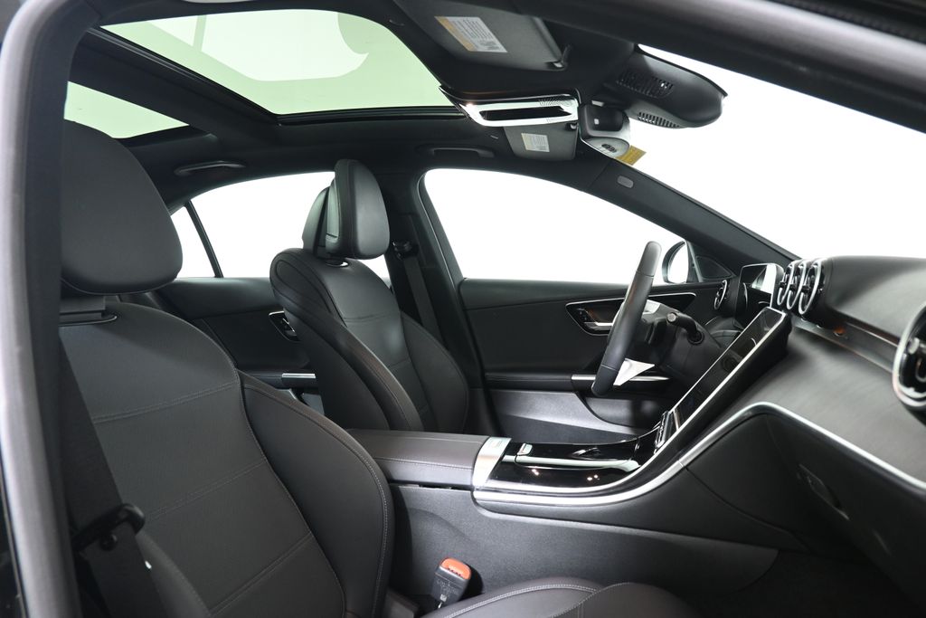 Thumbnail: 2025 Mercedes-Benz C-Class - 26