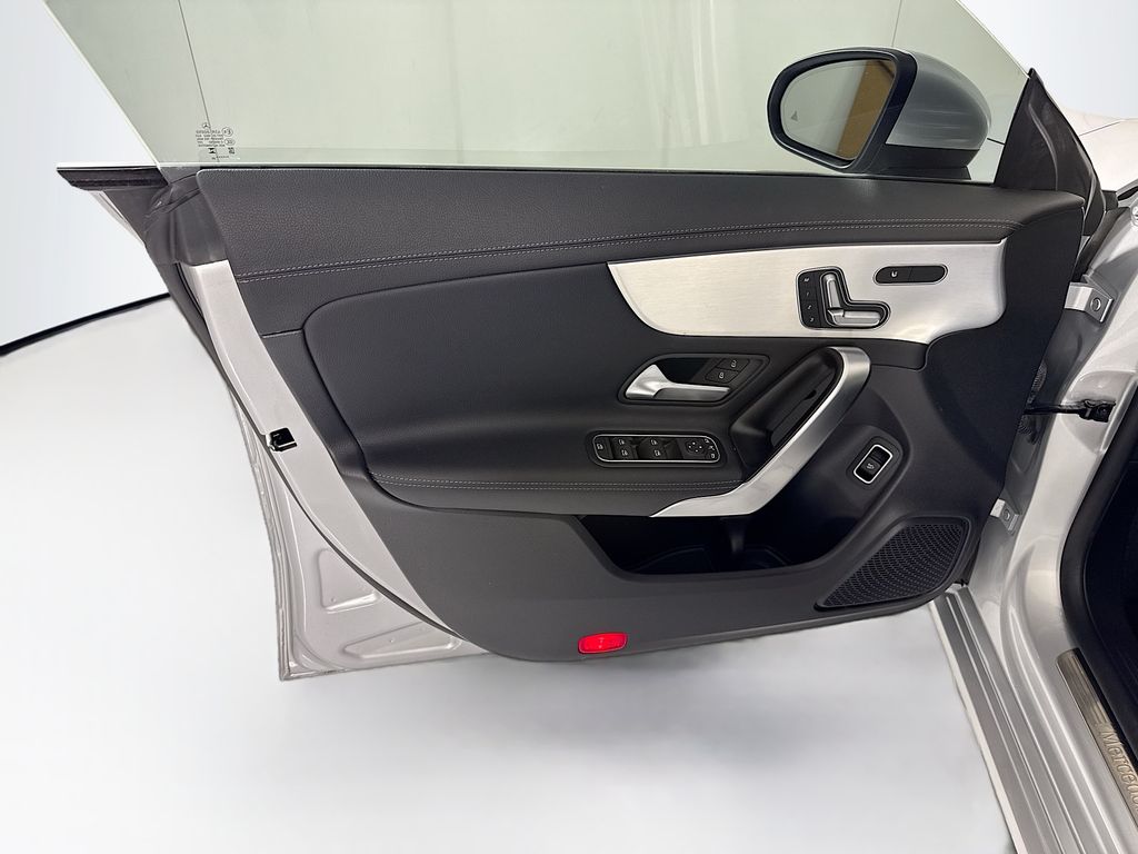 Thumbnail: 2023 Mercedes-Benz CLA - 24
