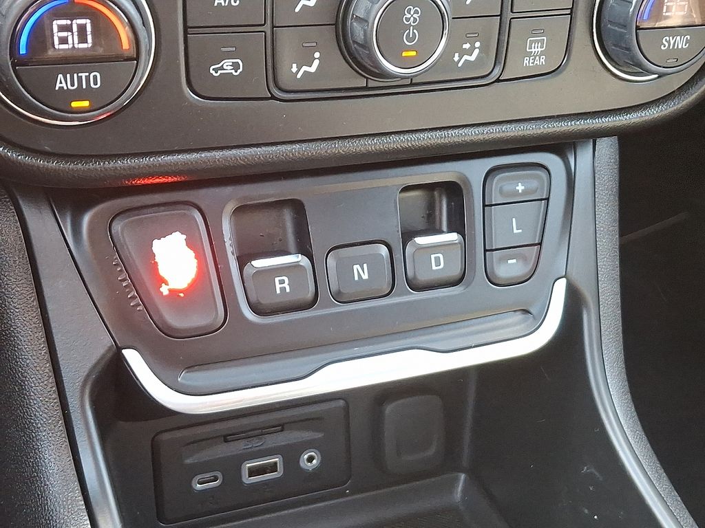 Thumbnail: 2019 GMC Terrain - 16