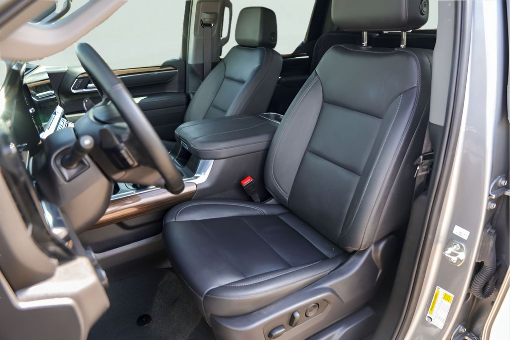 Used Car 2025 Chevrolet Silverado 1500  Lt Trail Boss For Sale Under $60,000 In Austin, Texas