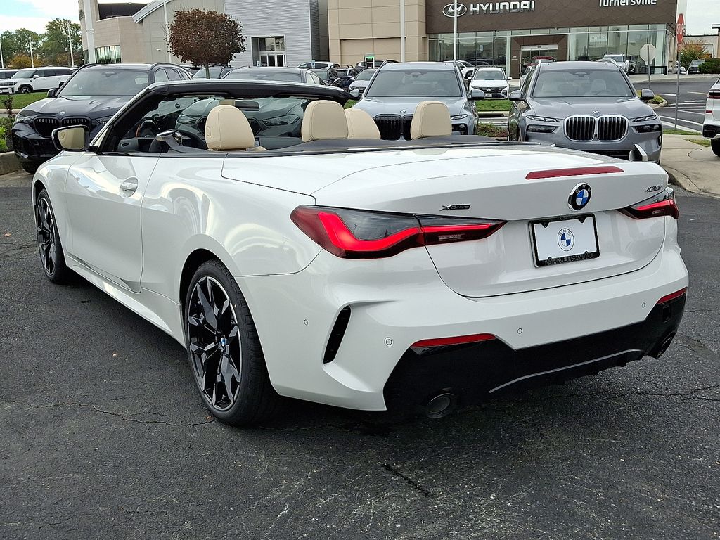 Thumbnail: 2026 BMW 4 Series - 3