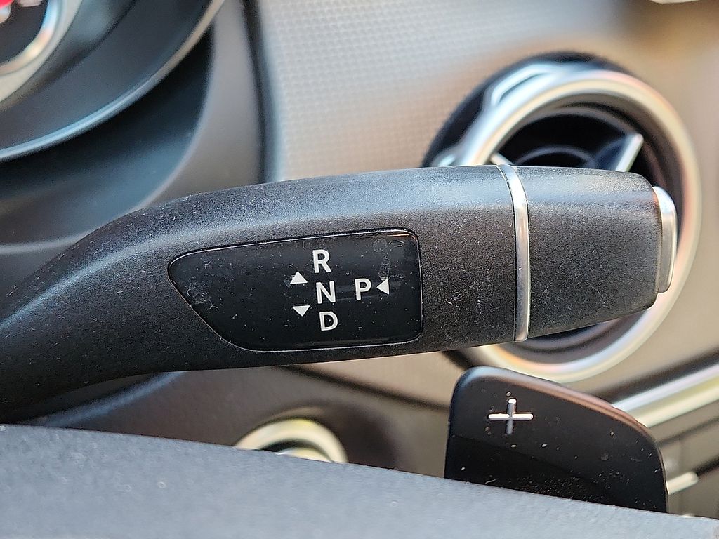 Thumbnail: 2019 Mercedes-Benz GLA - 14