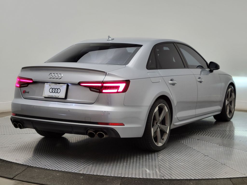 Thumbnail: 2019 Audi S4 - 5