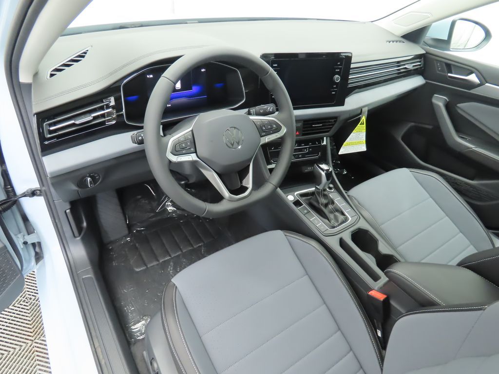 Thumbnail: 2026 Volkswagen Jetta - 9