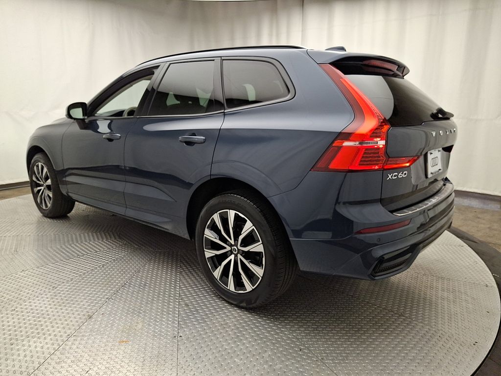 Thumbnail: 2024 Volvo XC60 - 6