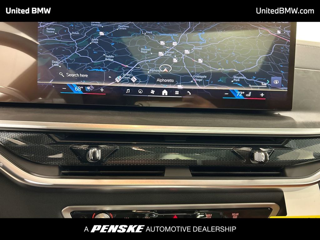 Thumbnail: 2026 BMW X7 - 18