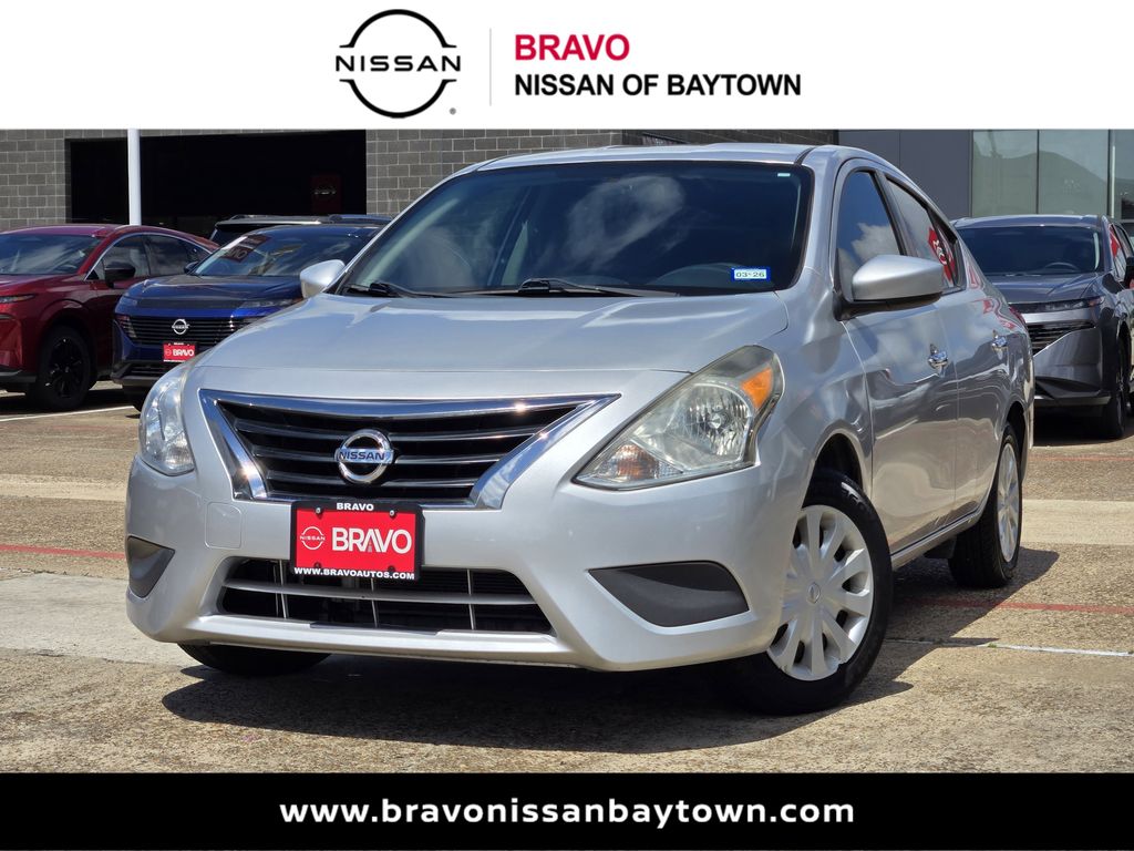 2016 Nissan Versa 1.6 SV