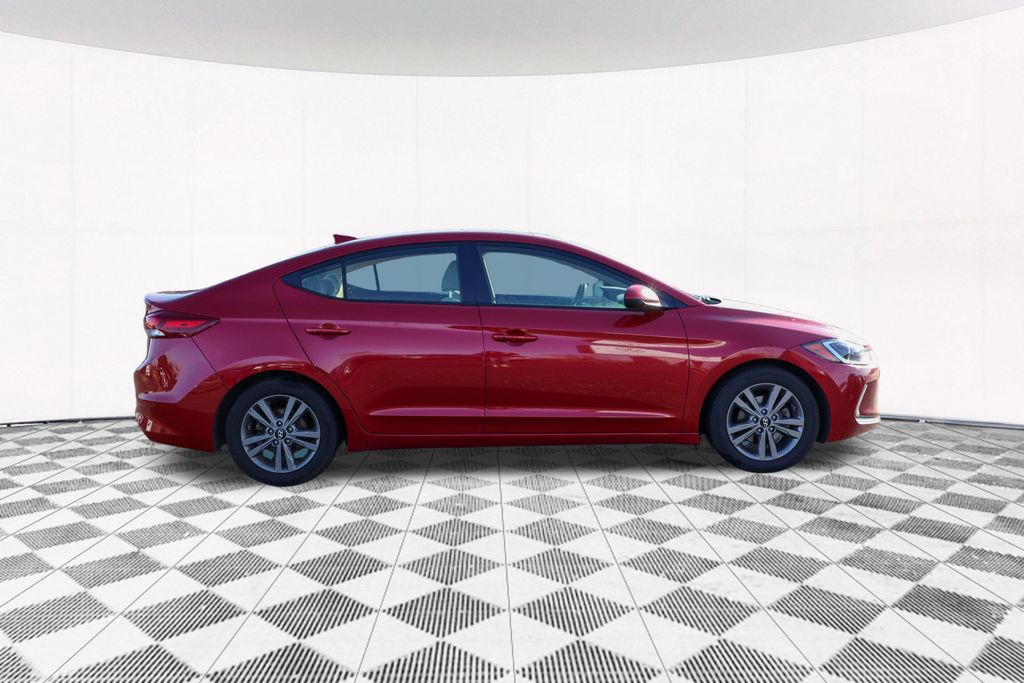 2018 Hyundai Elantra Value Edition 8