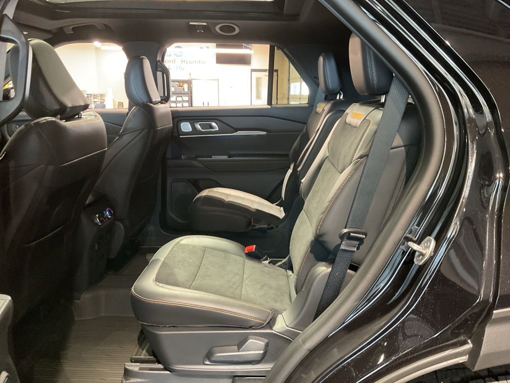 New 2026 Black Ford Tremor image 20