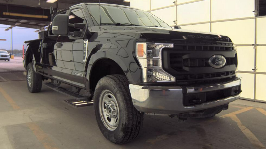 2022 Ford F-350 Super Duty XL Crew Cab 4WD