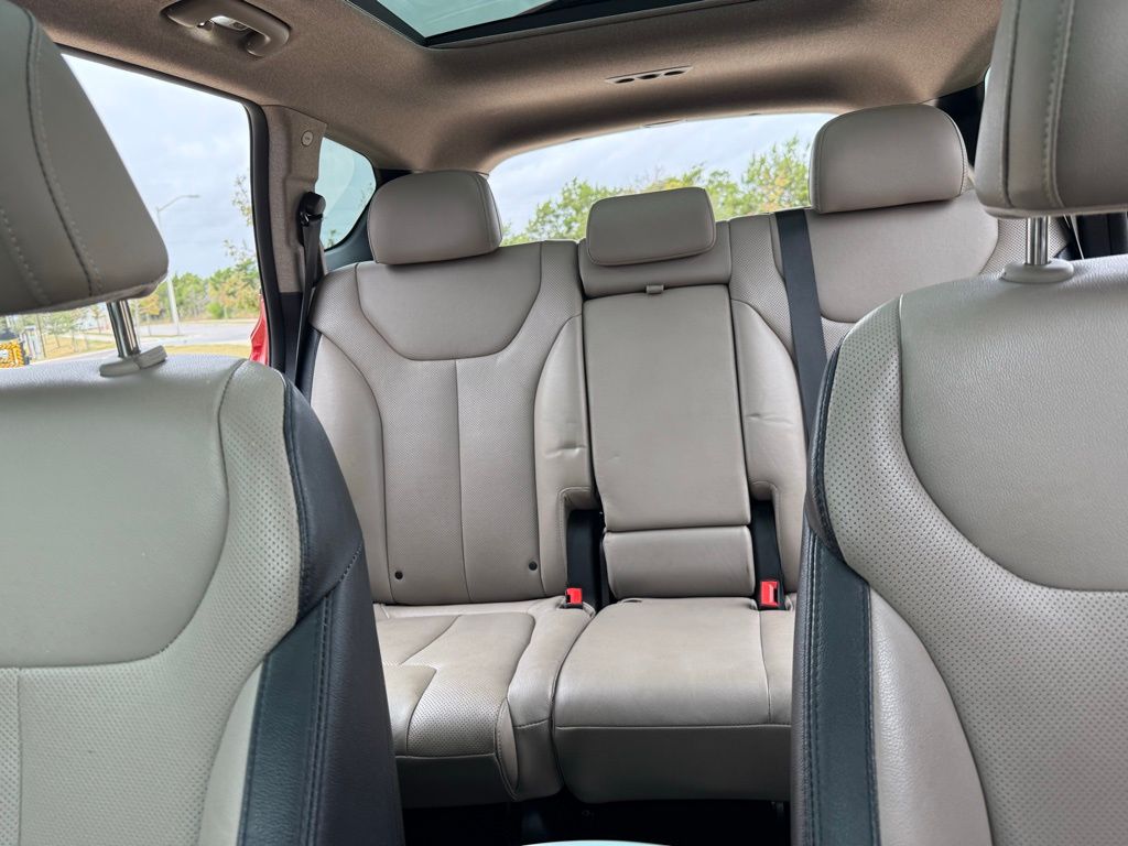 Thumbnail: 2019 Hyundai Santa Fe - 20