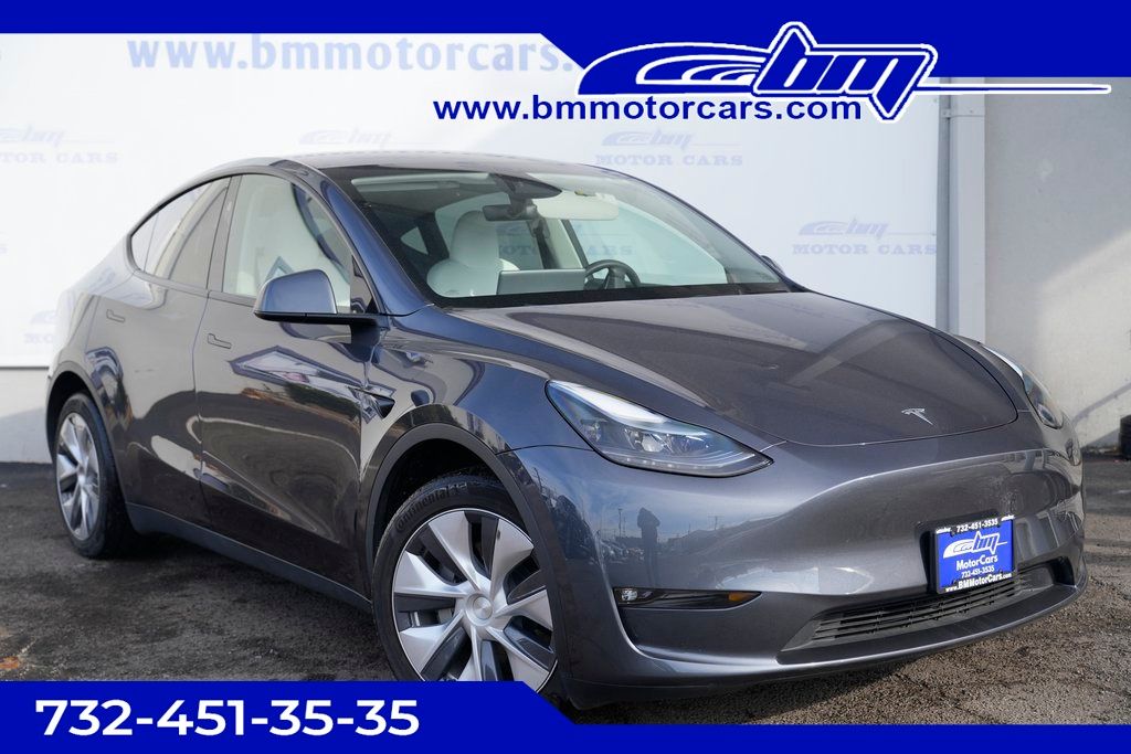 2023 Tesla Model Y RWD