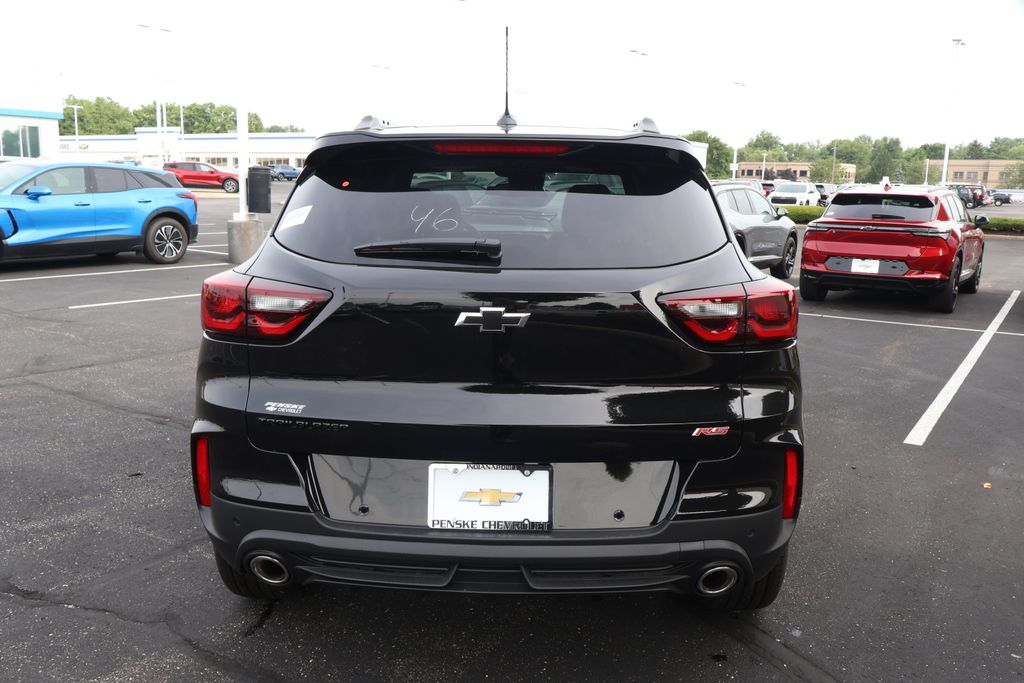 Thumbnail: 2026 Chevrolet TrailBlazer - 10