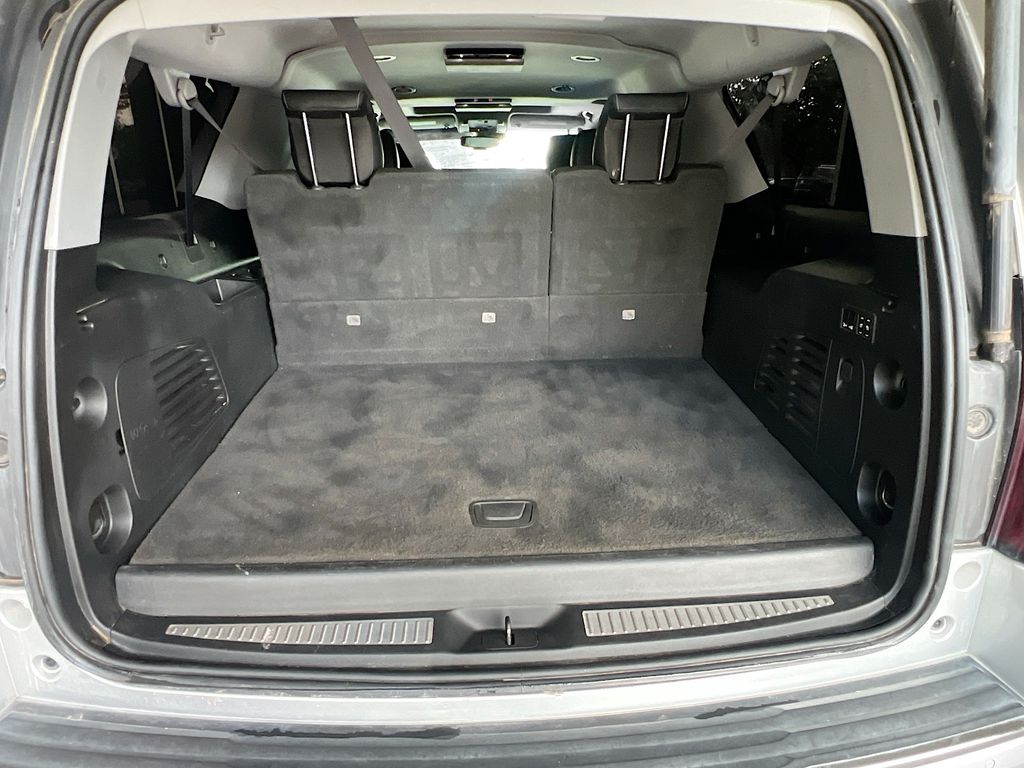 Used 2019 Silver Chevrolet Premier image 29