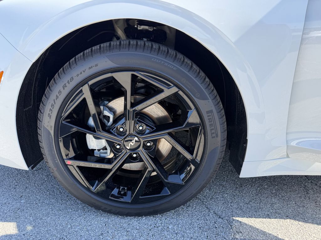new 2026 Kia K5 car, priced at $29,120