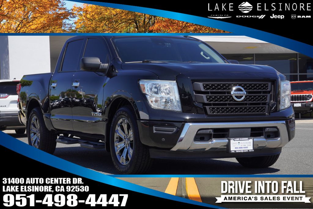 2021 Nissan Titan SV Crew Cab RWD