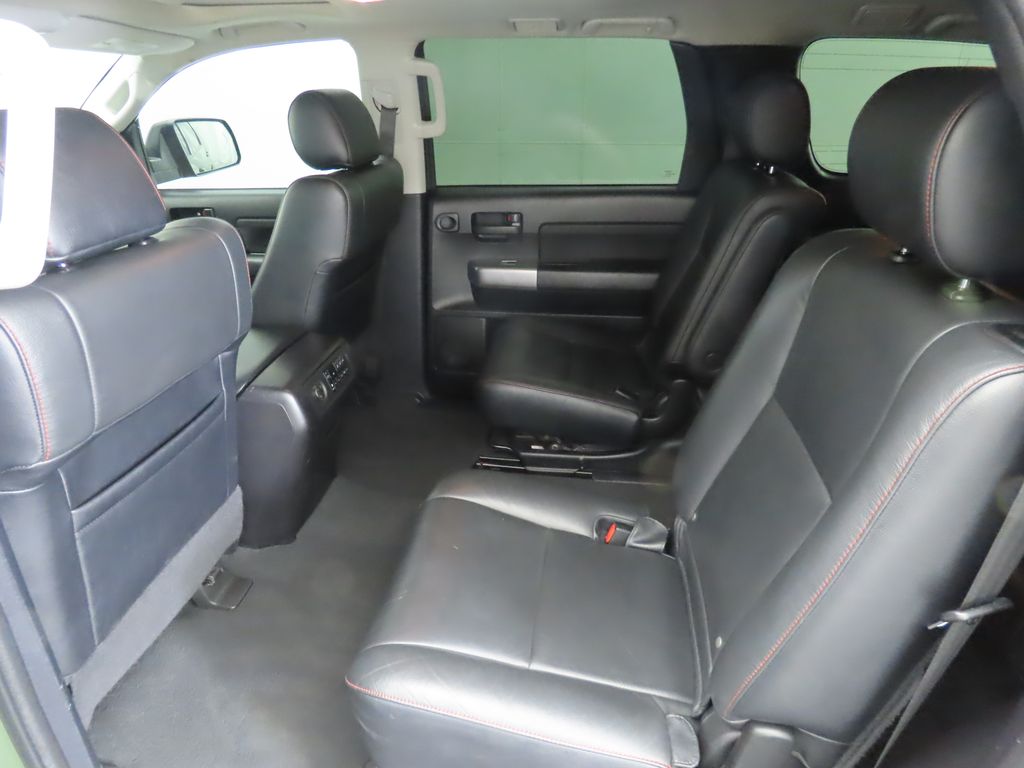 Thumbnail: 2020 Toyota Sequoia - 22