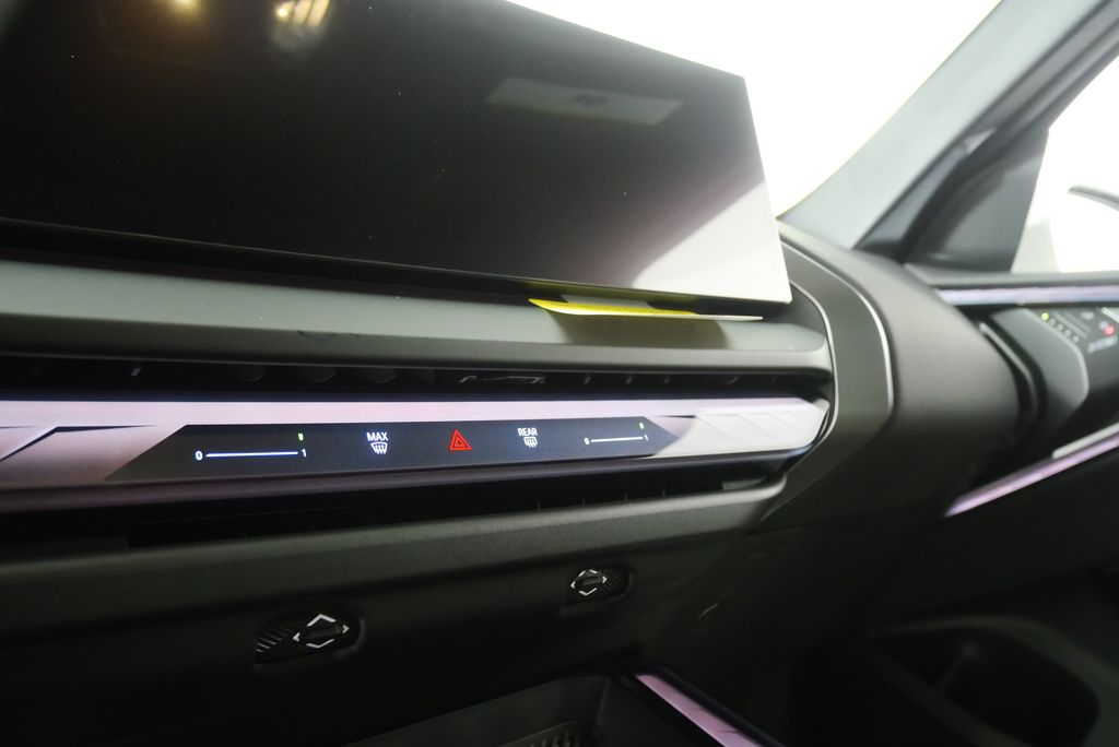 Thumbnail: 2026 BMW X3 - 20